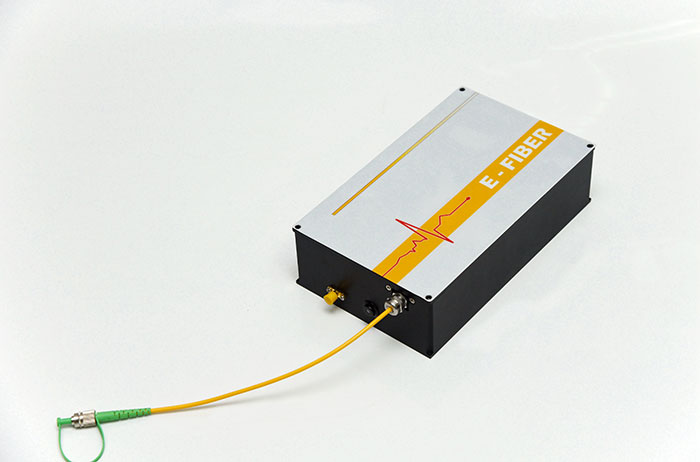 1560nm 1.5μm ليزر الألياف النبضي بيكوسيكوند 1ps Pulse Width Ultra-fast Laser